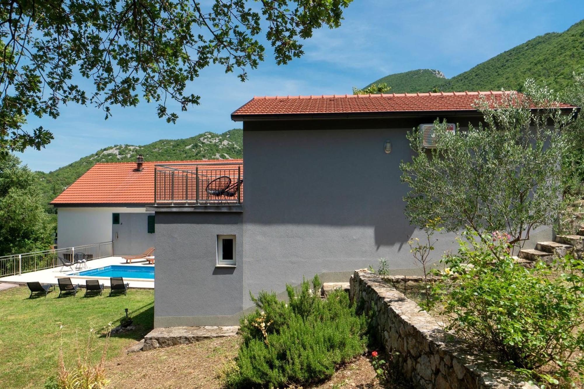 Apartments Srdanovic Omiš Exterior foto