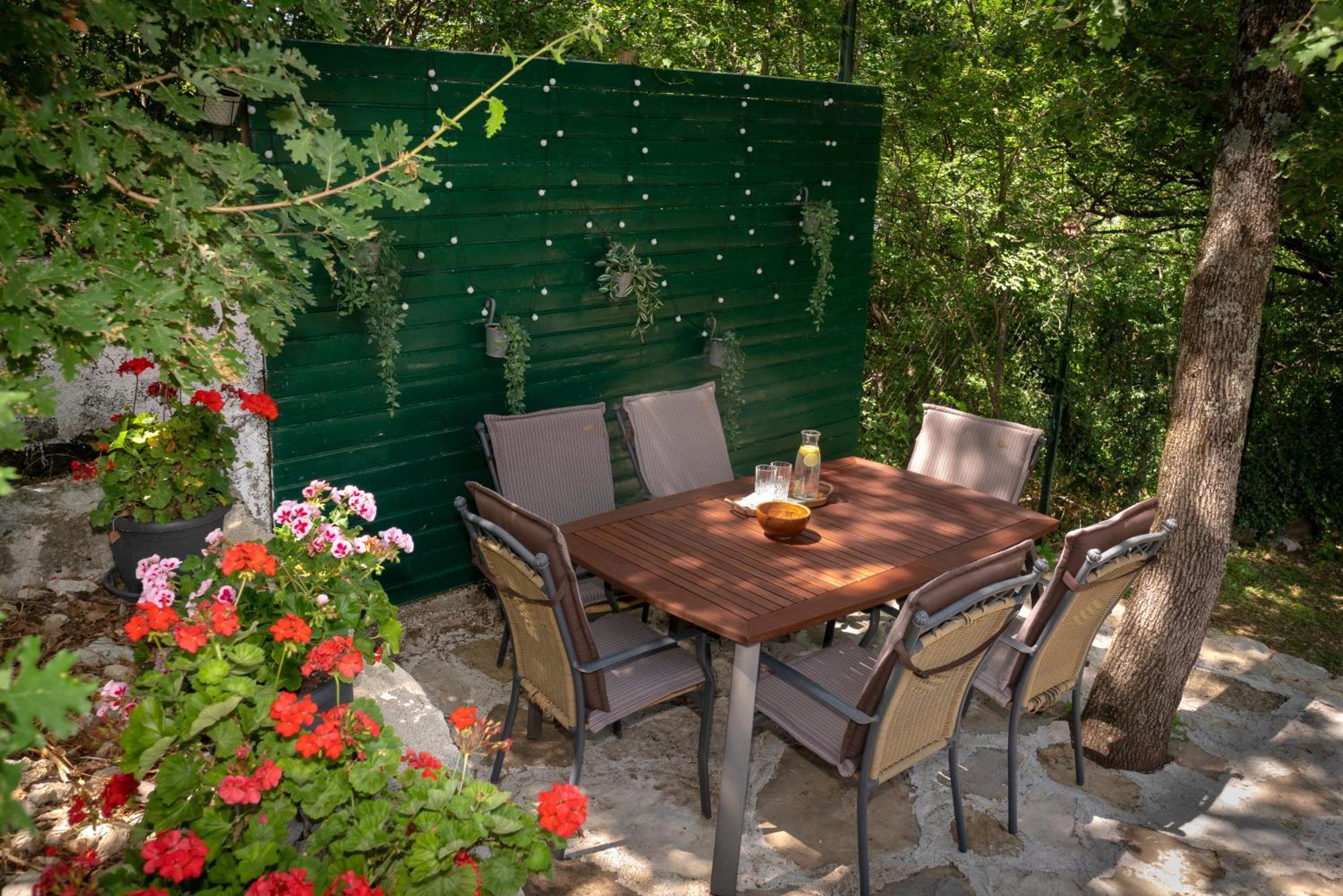 Apartments Srdanovic Omiš Exterior foto
