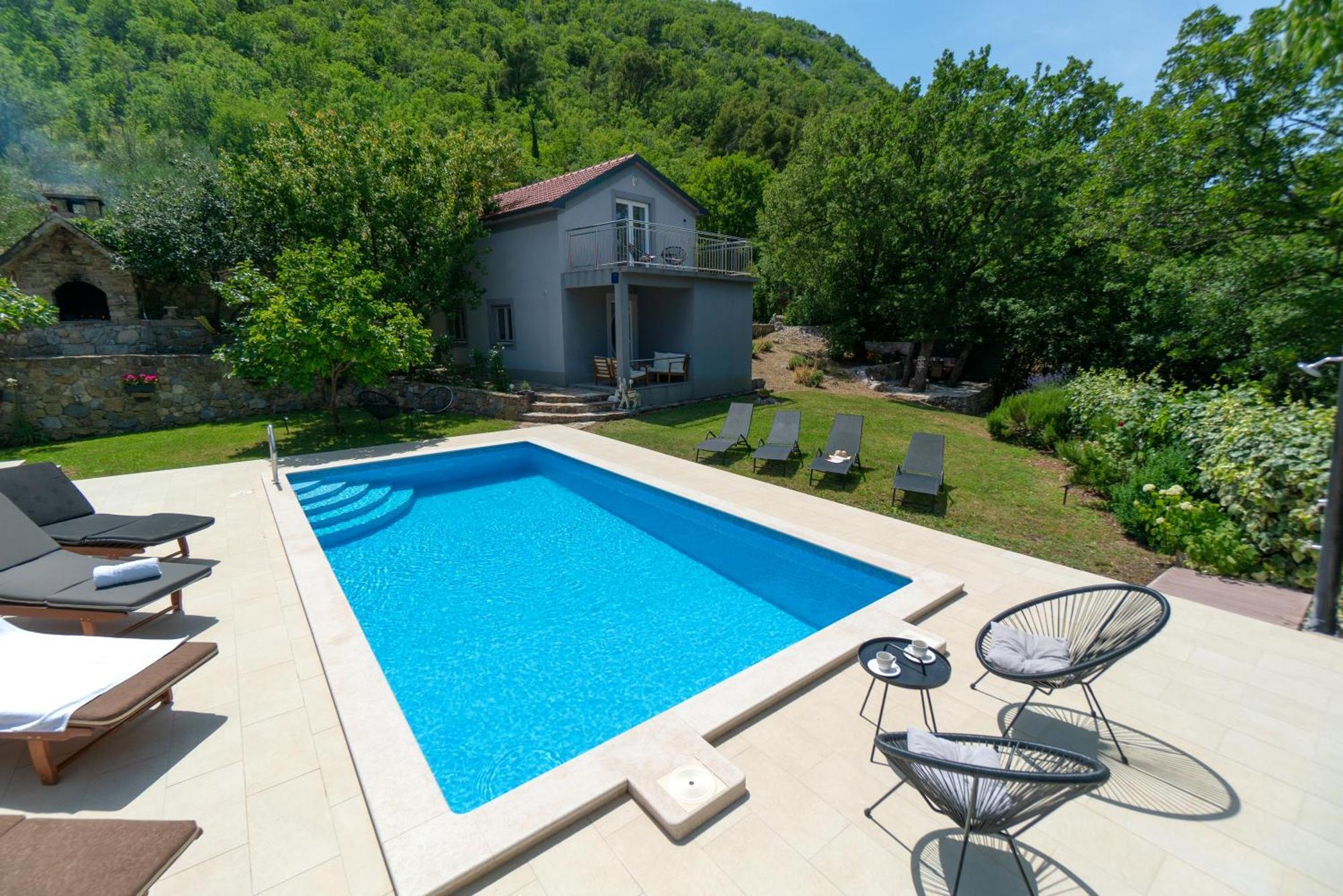 Apartments Srdanovic Omiš Exterior foto